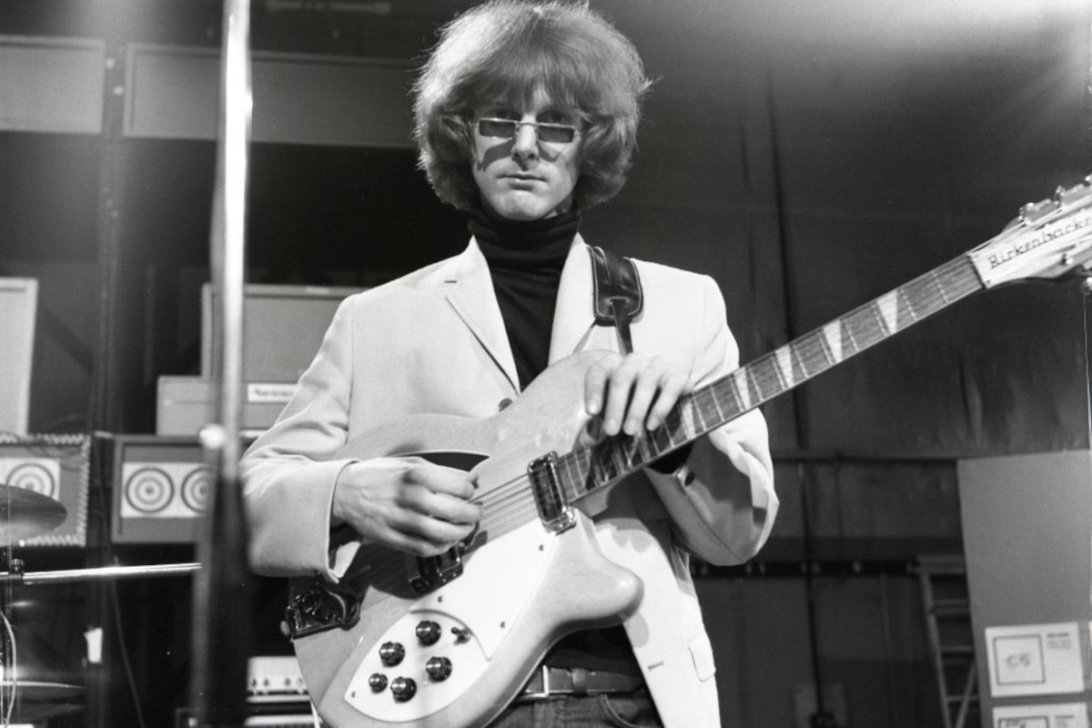 Roger McGuinn of The Byrds on set for the band's performance on Ready Steady Go!, August 6, 1965