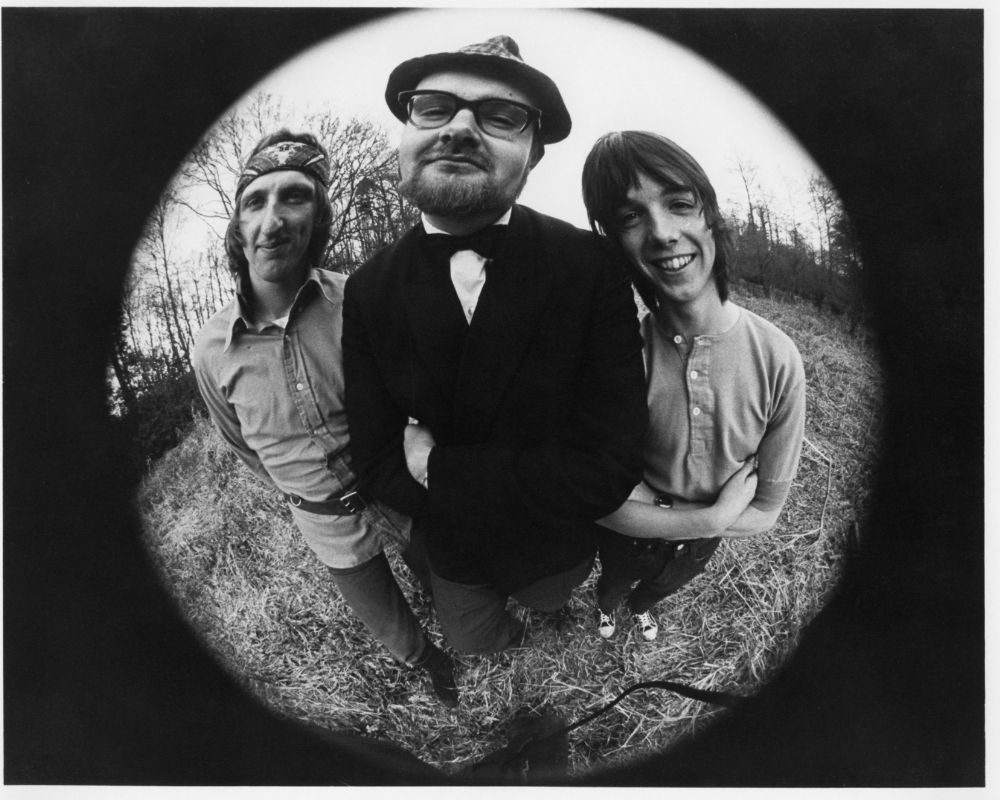 English rock group Thunderclap Newman (L-R John 'Speedy' Keen, Andy 'Thunderclap' Newman and Jimmy McCulloch), 1969