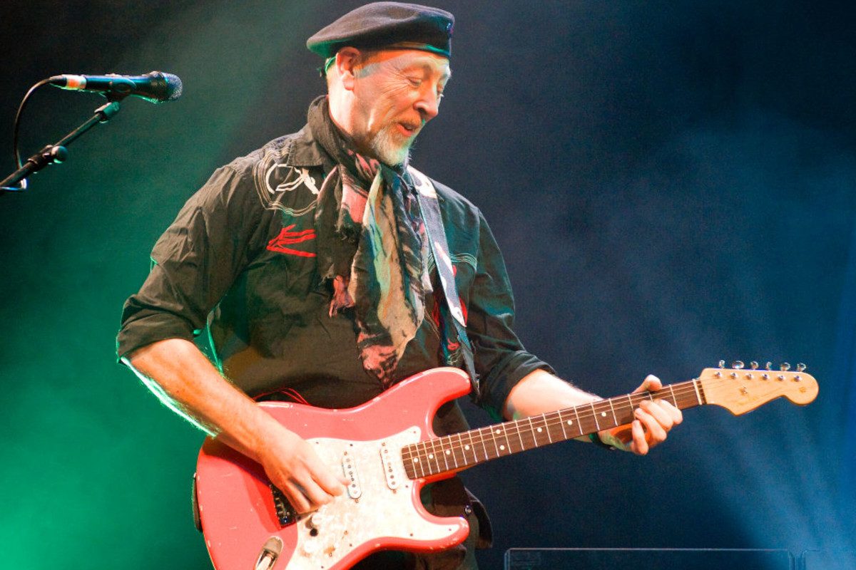 Richard Thompson performing at O2 Shepherd's Bush Empire, February 25, 2013