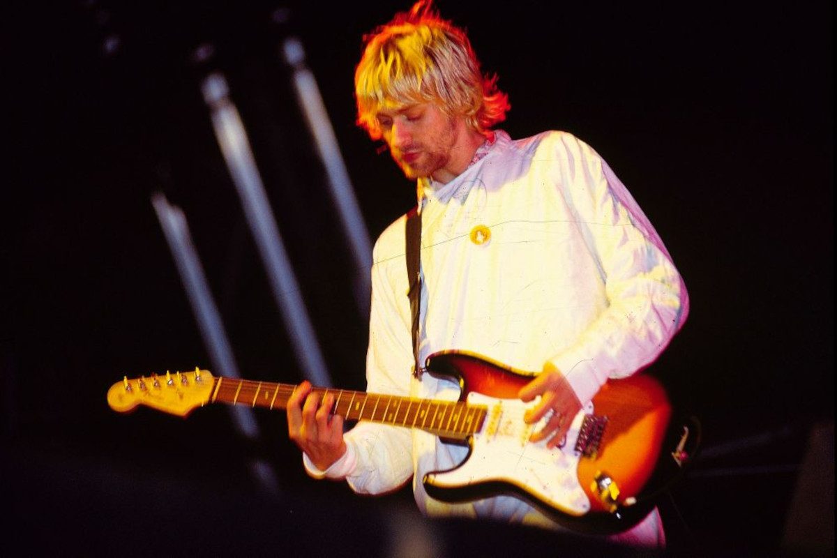 Kurt Cobain performing live in 1992