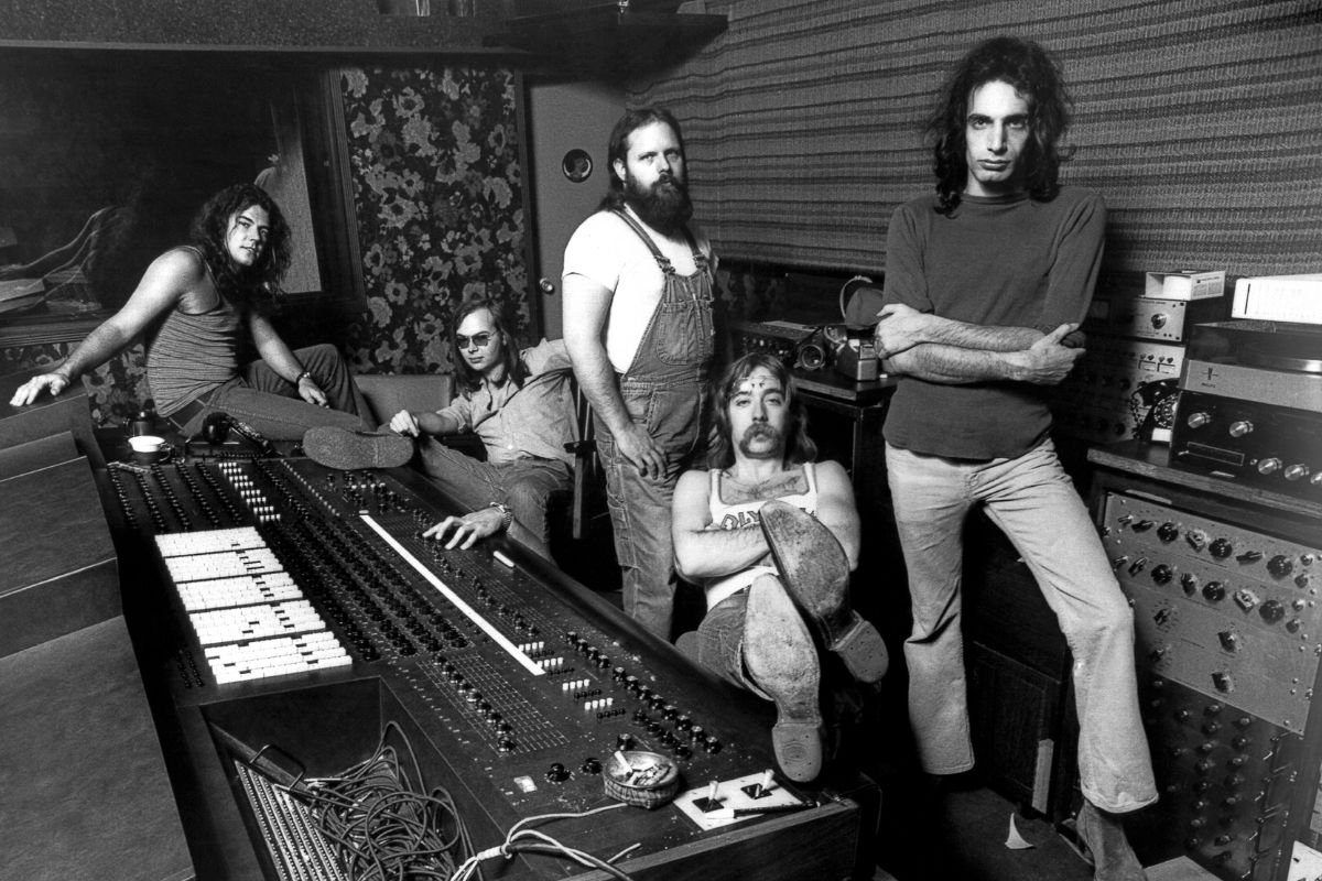 Steely Dan, rock band, in the studio, 1973. L-R: Jim Hodder, Walter Becker, Denny Dias, Jeff 'Skunk' Baxter, Donald Fagen