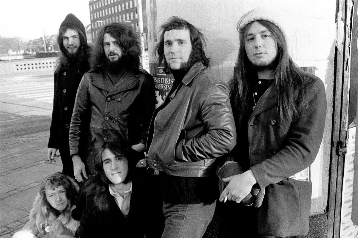 Gentle Giant, prog rock band, 1972