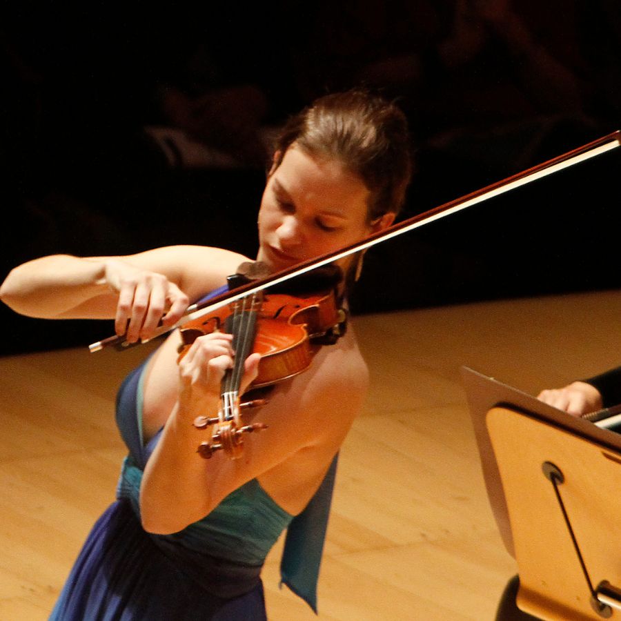 Hilary Hahn violinist
