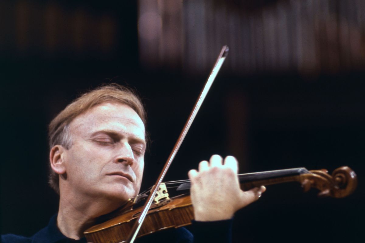 Yehudi Menuhin violinist