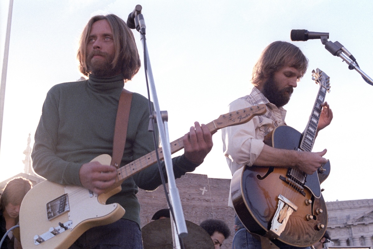 Skip Spence (L) and Jerry Miller (R) performing with Moby Grape at San Francisco Civic Center Plaza, 1978 on a sunny day