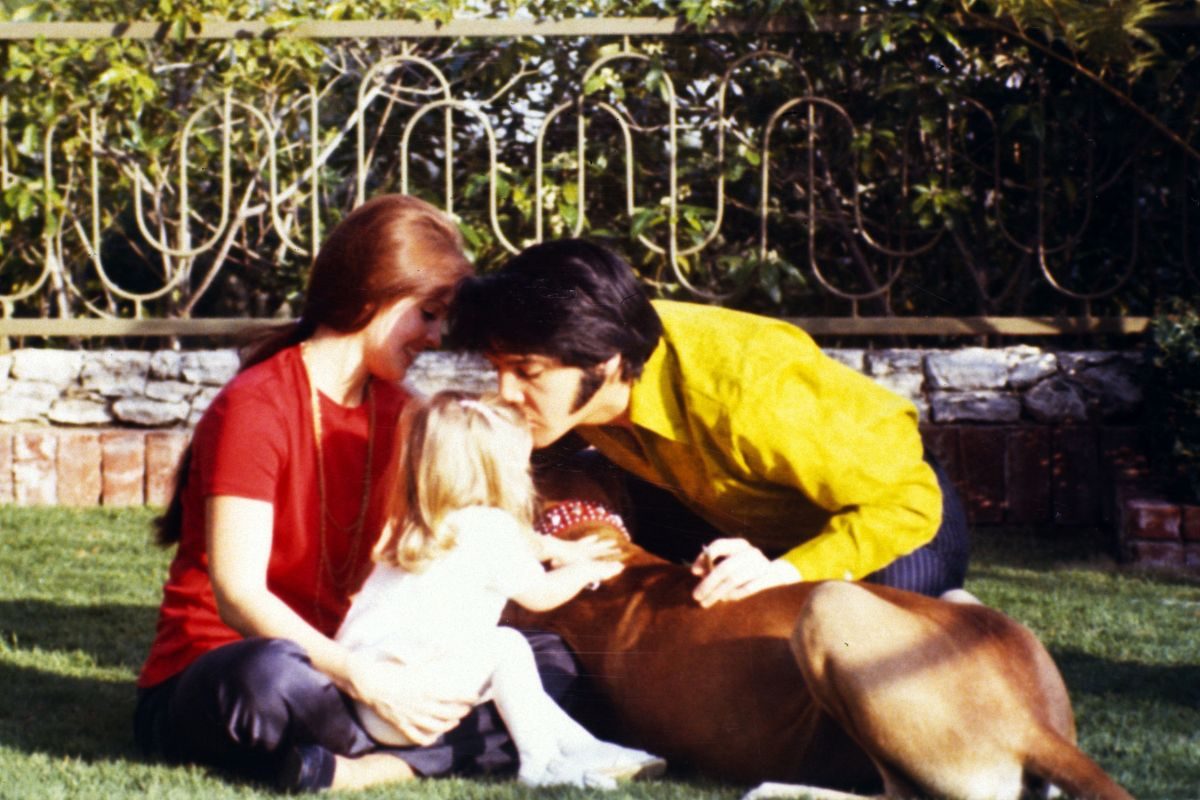Priscilla Presley, Lisa Marie Presley & Elvis Presley, 1968