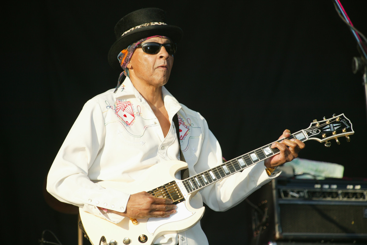 Arthur Lee performing for Love at Glastonbury Festival, 2003