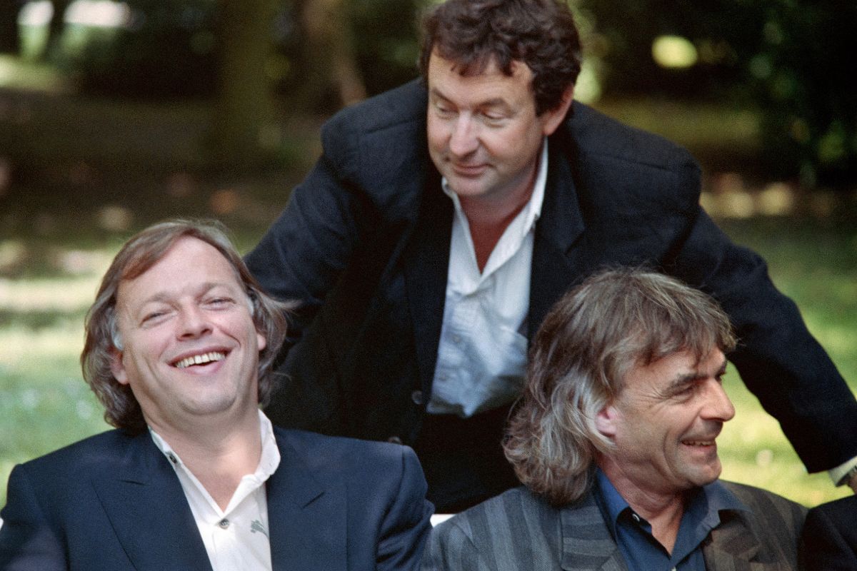 Pink Floyd (L-R David Gilmour, Nick Mason, Rick Wright) head out on tour in 1988 – their first concerts since Roger Waters’ departure in 1985