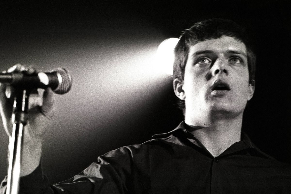 Ian Curtis Joy Division 1980