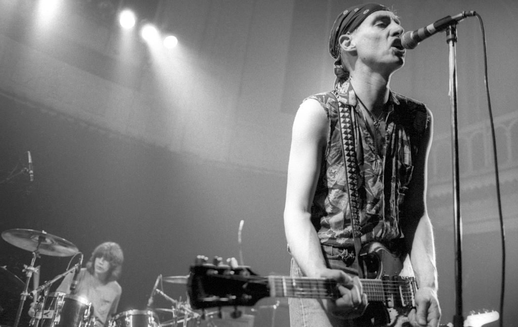 Greg Sage with The Wipers,  September 1986