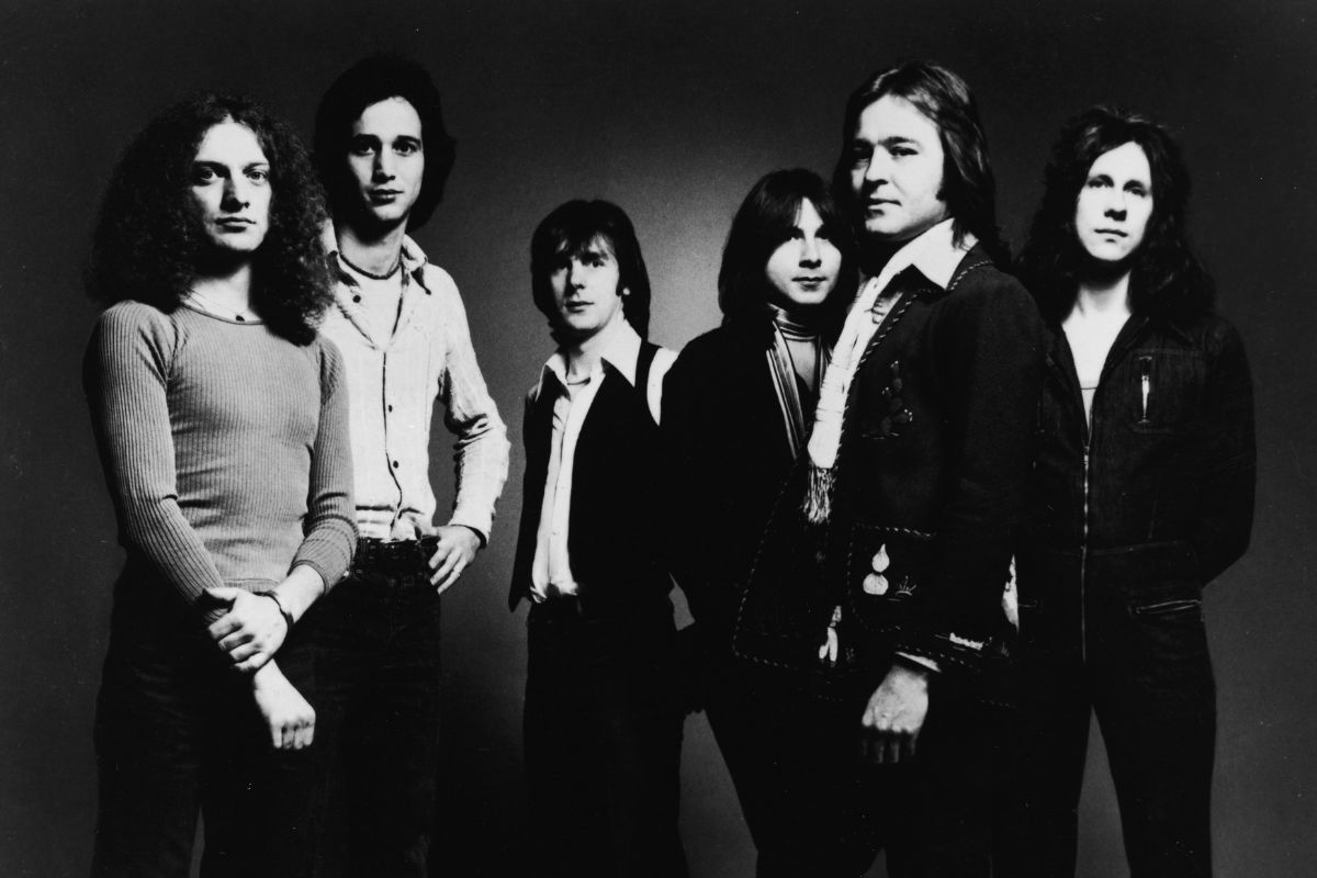 Foreigner, 1977. (L-R): Lou Gramm, Ed Gagliardi Ian McDonald, Al Greenwood, Mick Jones, Dennis Elliot.