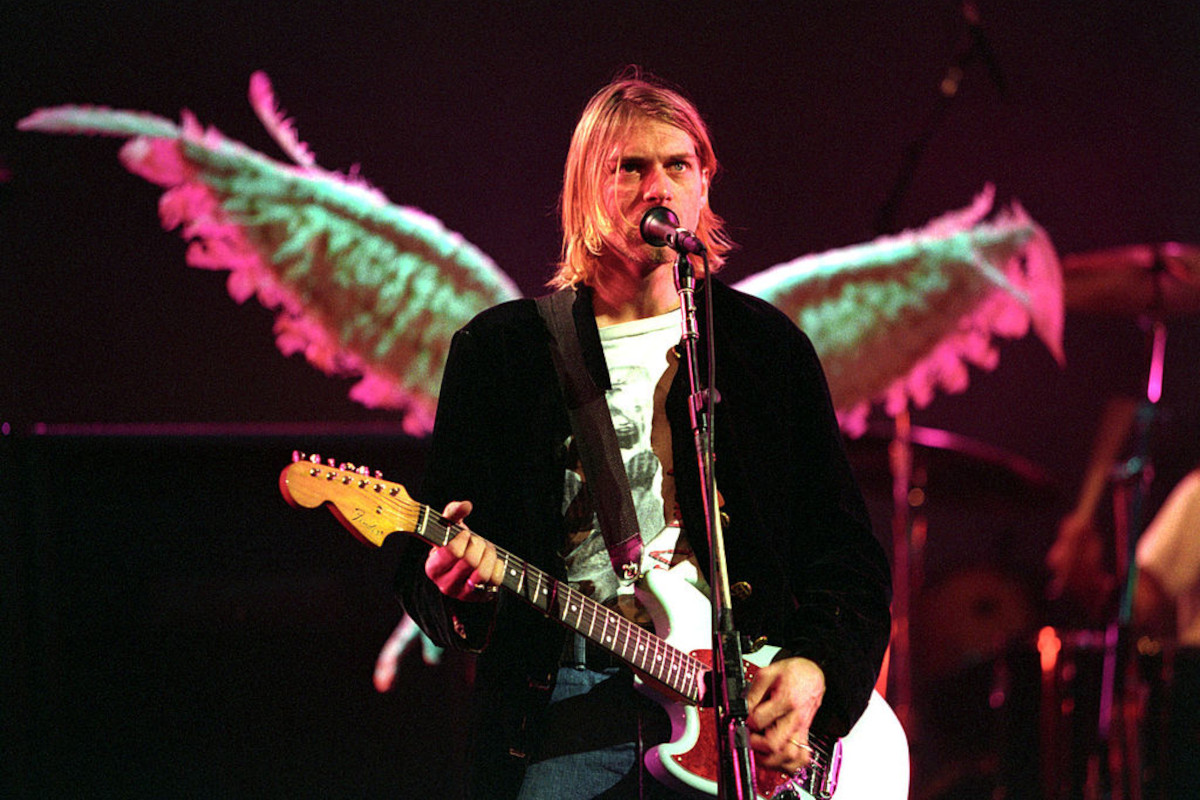 Kurt Cobain performing on MTV Live and Loud with Nirvana, 1993