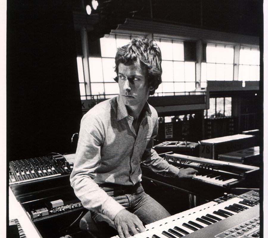 Tony Banks, Genesis, 1981