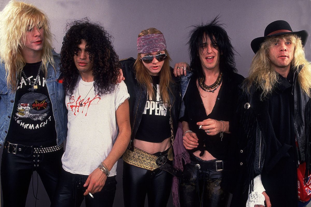 Guns And Roses (L-R Duff McKagan, Slash, Axl Rose, Izzy Stradlin, Steven Adler) at the UIC Pavillion in Chicago, August 21, 1987