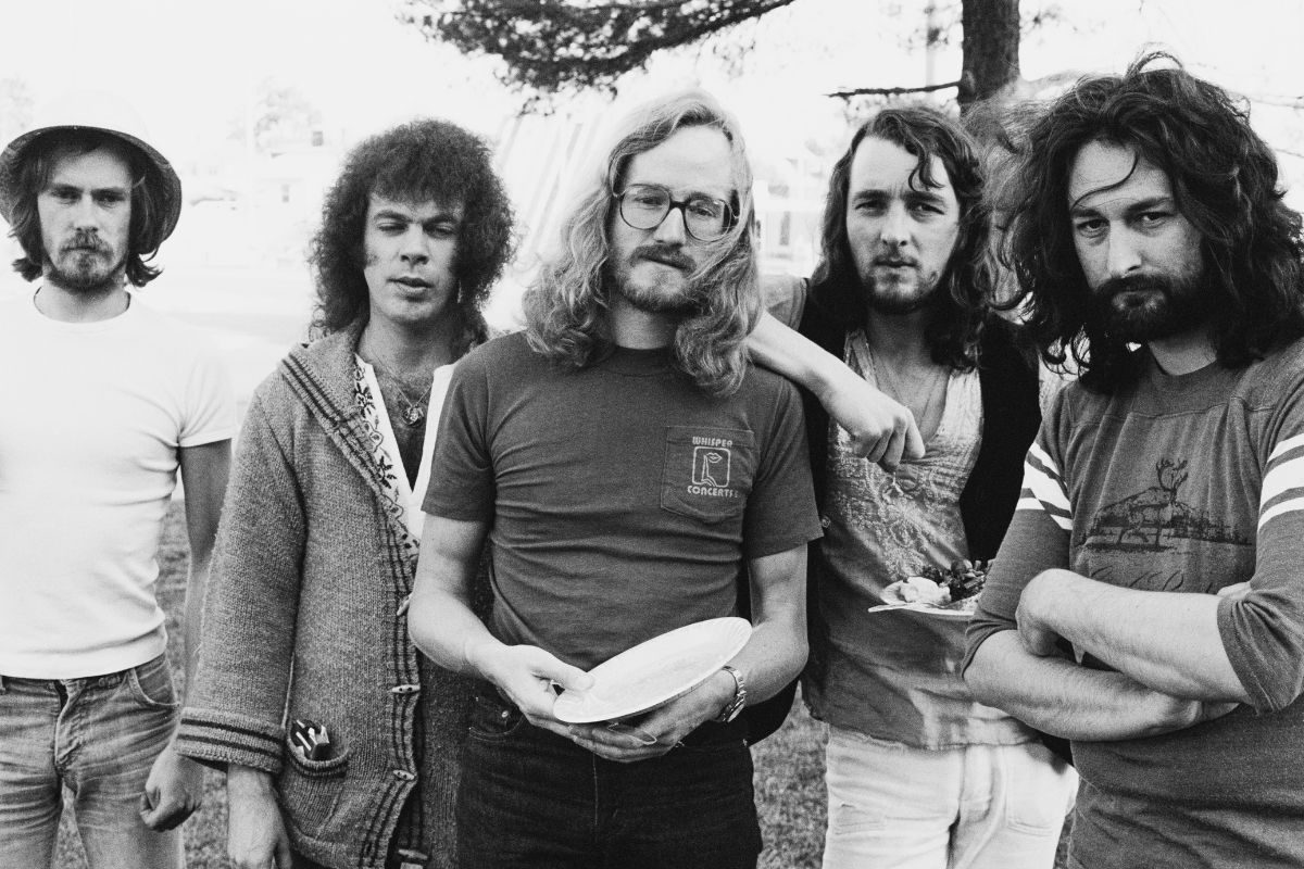 Supertramp, USA, 11th May 1977. Left to right: bassist Dougie Thomson, drummer Bob Siebenberg, saxophonist John Helliwell, singer and guitarist Roger Hodgson, and singer and keyboardist Rick Davies