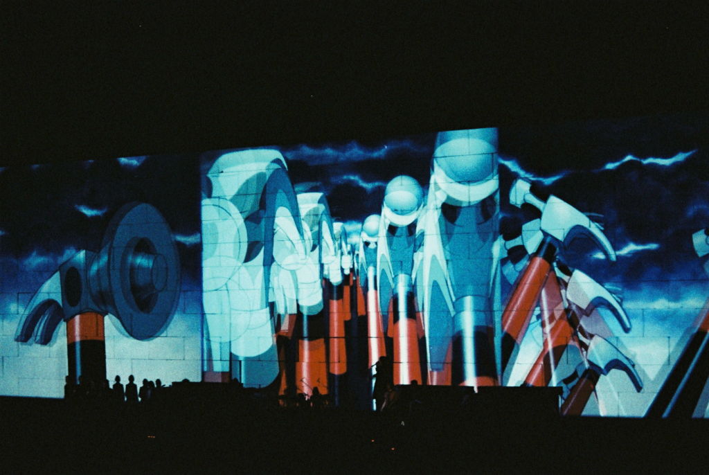 Pink Floyd The Wall stage show