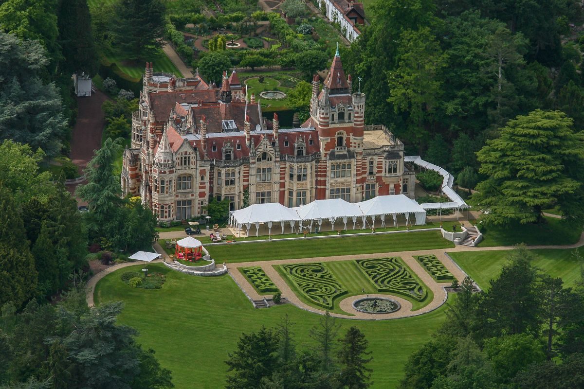Friar Park, Oxfordshire, George Harrison's residence from 1970 until his death in 2001