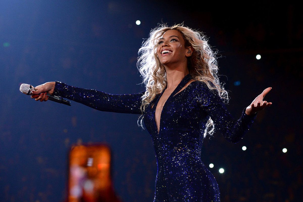 Beyoncé performs on stage during 'The Mrs. Carter Show World Tour' at the Barclays Center on December 19, 2013 in New York, New York