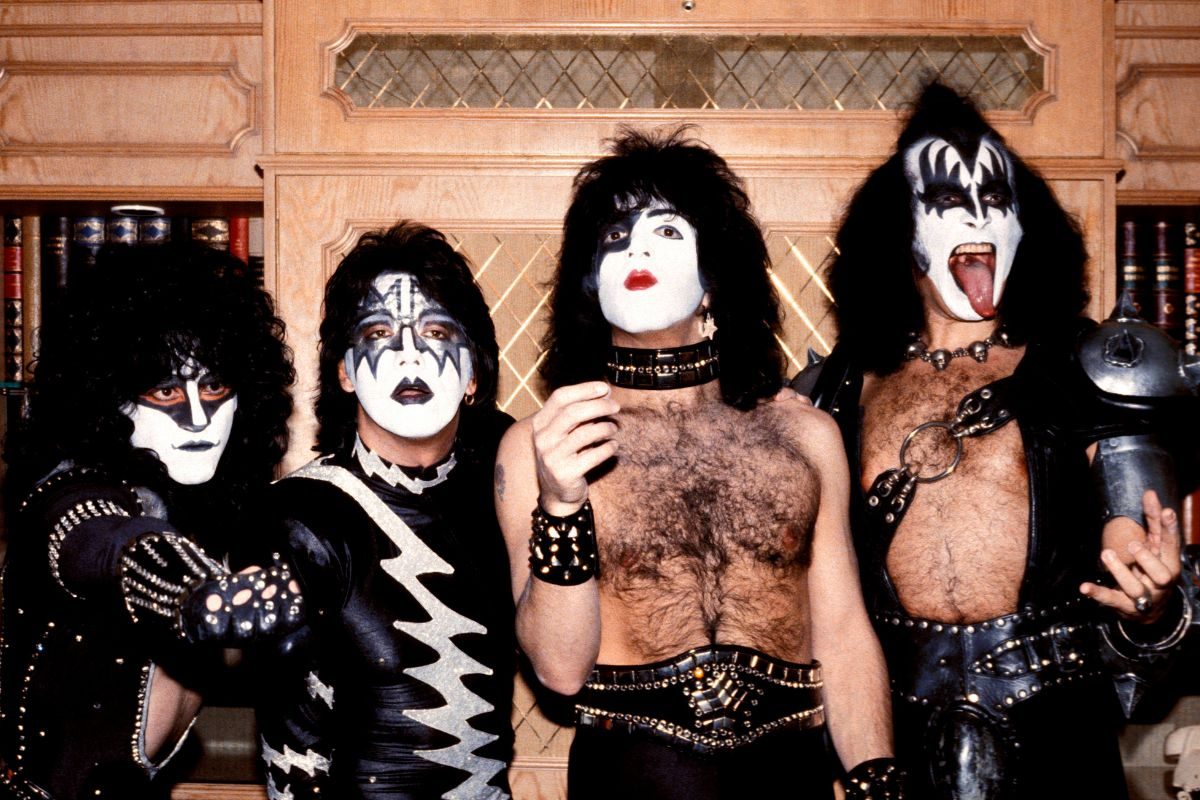 KISS, glam metal band