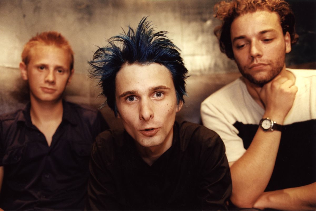 Muse, rock band, 2001. L-R Dominic Howard, Matt Bellamy, Chris Wolstenholme
