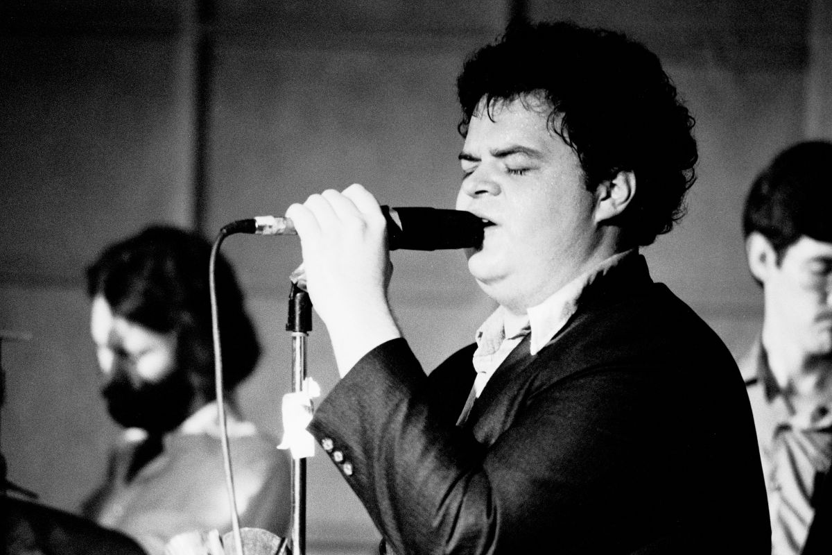 American Rock singer David Thomas, of the band Pere Ubu, performs onstage at Club Hurrah, New York, April 24, 1979