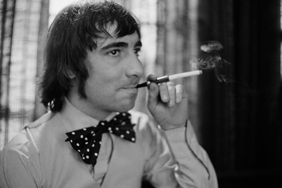 Keith Moon of The Who smoking a cigarette, 1973
