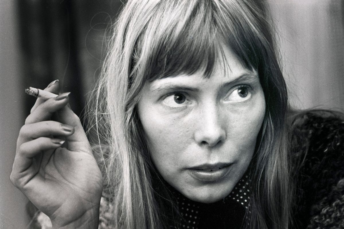Joni Mitchell, Canadian singer, 1972