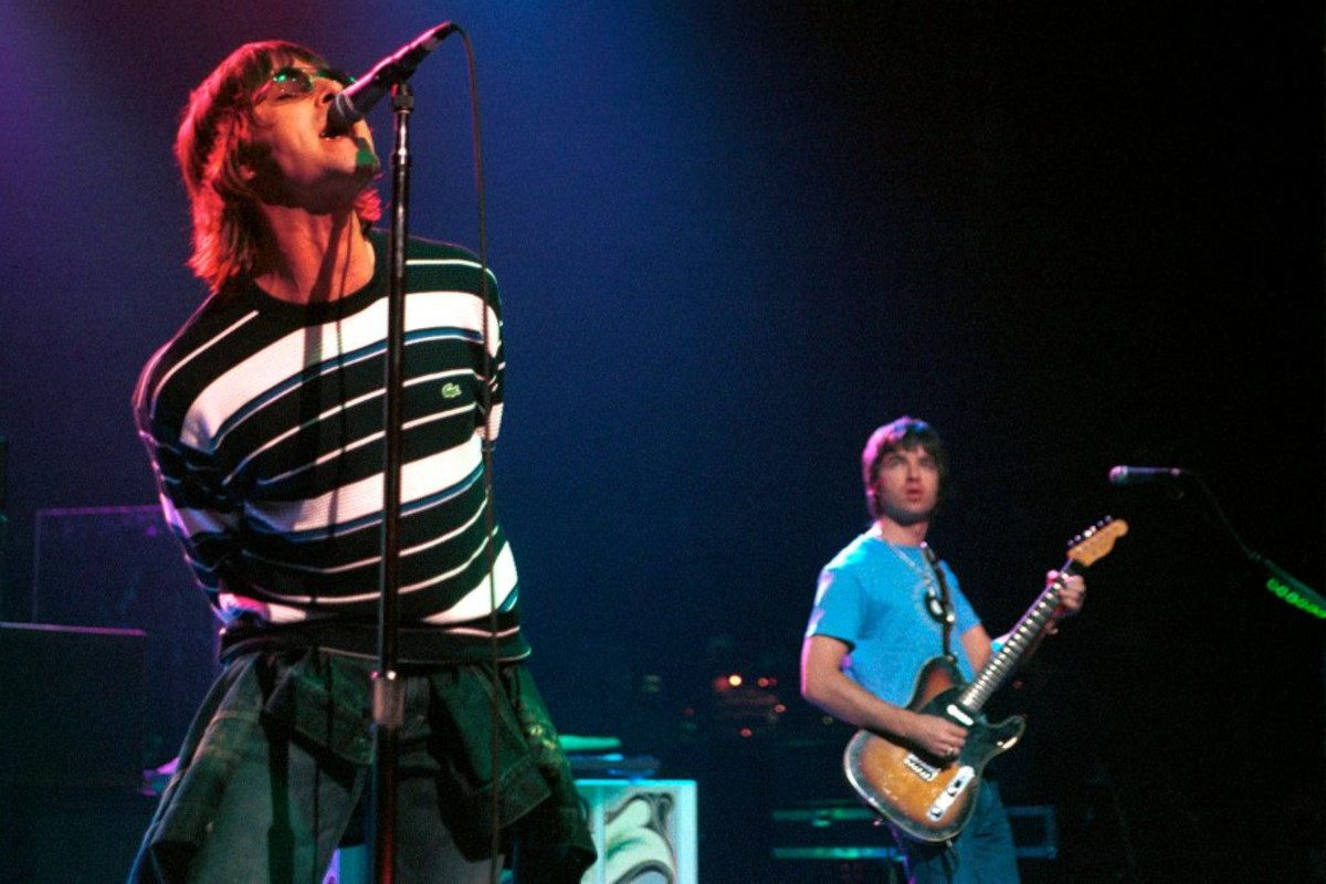 Oasis performing live onstage at Ancienne Belgique, 2000