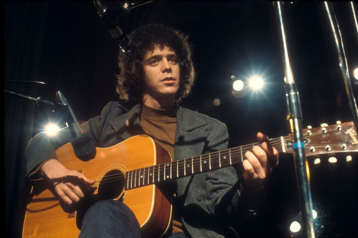 Lou Reed onstage in 1972