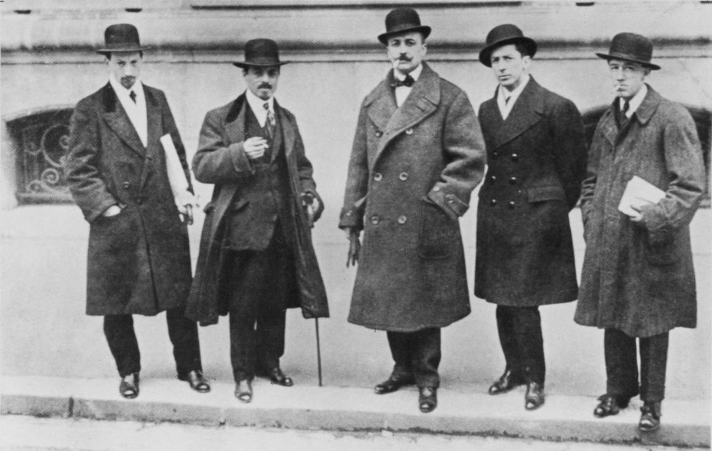 A group of Italian Futurists. From left: composer Luigi Russolo (1885-1947), painter Carlo Carrà (1881-1966), poet and Futurist Manifesto author Filippo Tommaso Emilio Marinetti (1876-1944), and artists Umberto Boccioni (1882-1916) and Gino Severini (1883-1966)