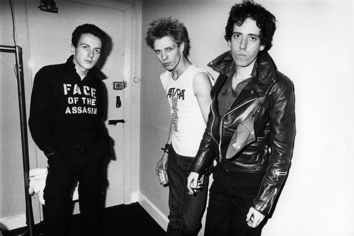 The Clash, 1977, White Riot tour. L-R Joe Strummer, Paul Simonon, Mick Jones