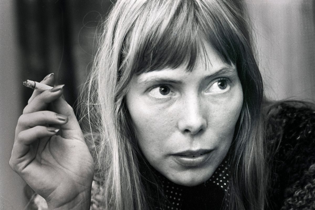 Joni Mitchell, Canadian singer, 1972