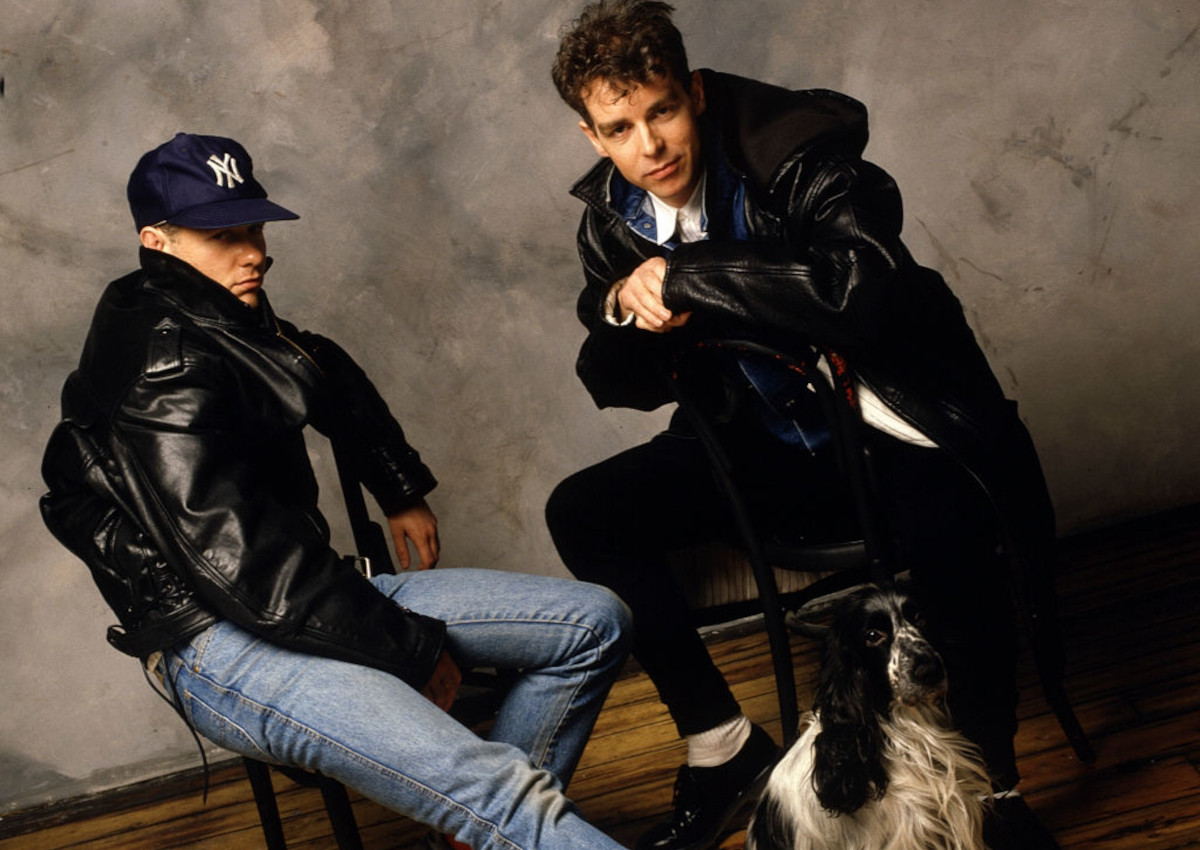 Pet Shop Boys posed in London in 1987