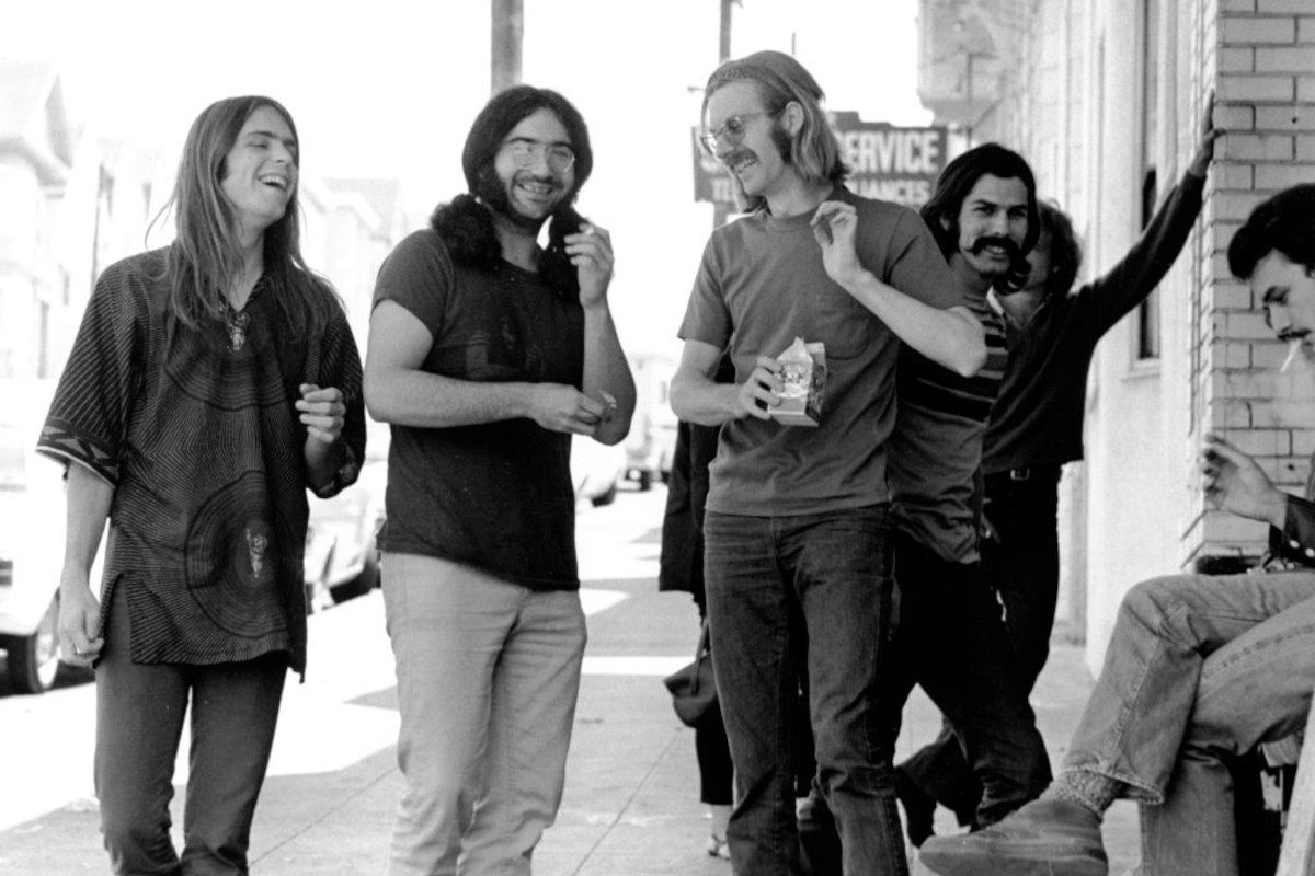 L-R: Phil Lesh, Jerry Garcia, Bob Weir, Mickey Hart and Bill Kreutzmann of Grateful Dead hang outside their practice studio the New Potrero Theatre in 1968 on Potrero Hill in San Francisco, California